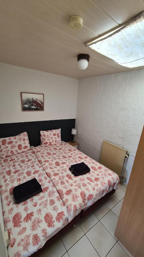 Roos Guesthouse Holiday Appartements 法尔肯堡 外观 照片
